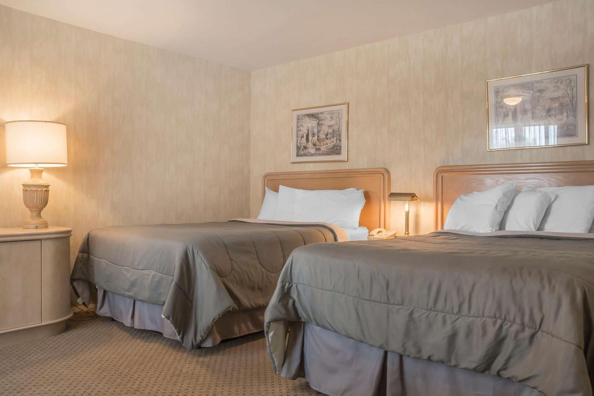 Rodeway Inn Fallsview Ніагара-Фоллс Екстер'єр фото